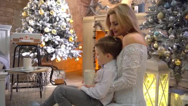 Slow Motion Mother Son Studio Christmas — Video Stock