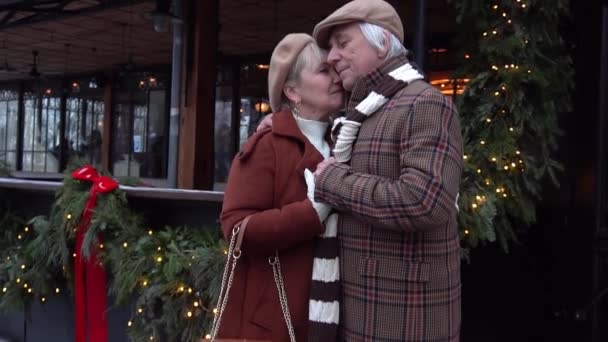 Senior Couple Having Romantic Moment — Video Stock
