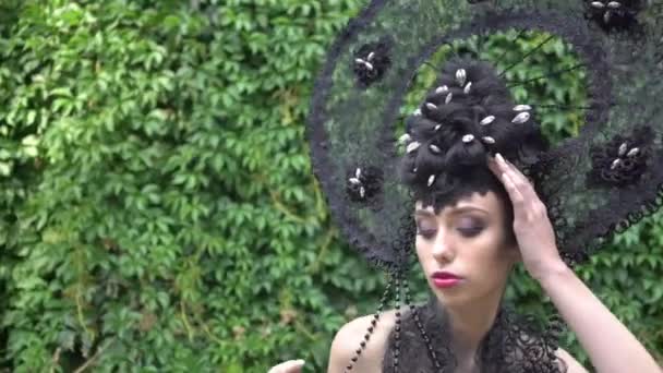 Creative Portrait Female Model Creative Make Hairstyle — Videoclip de stoc
