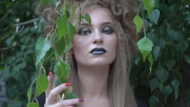 Attractive Girl Stands Pensively Green Summer Garden — Stockvideo