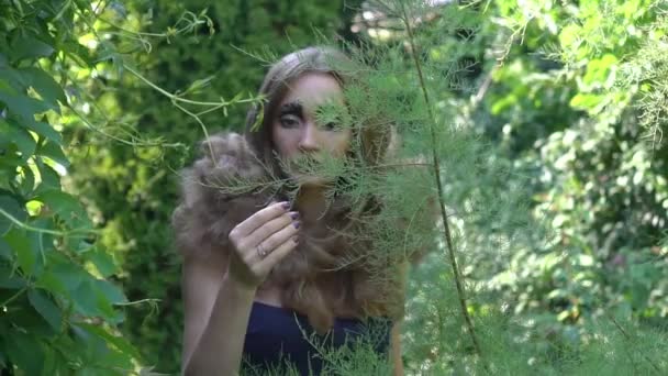 Slow Motion Beautiful Girl Background Green Bushes — Video Stock