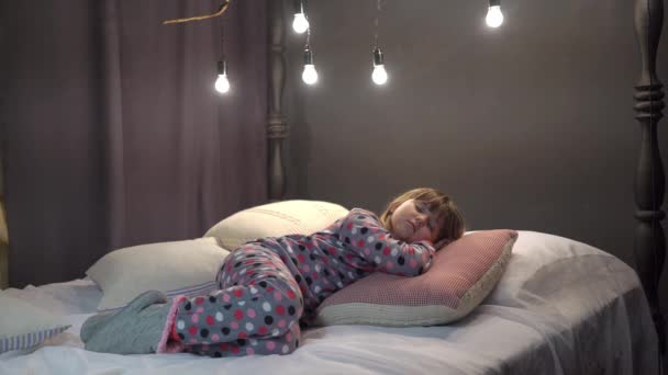 Girl Sleeping Bed Home — Stock video