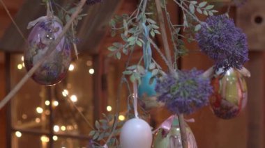 Ev içi Yavaş Hareket Paskalya dekorasyonu.