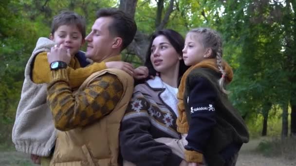 Young Family Children Autumn Park — Video Stock