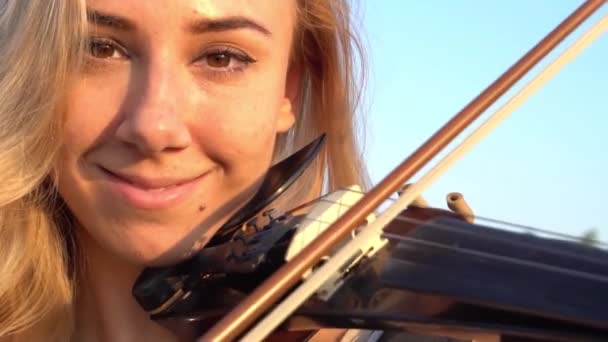 Slow Motion Girl Violin Outdoor — Stok video