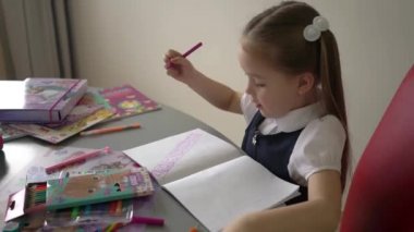 4k Loving young girl doing homework