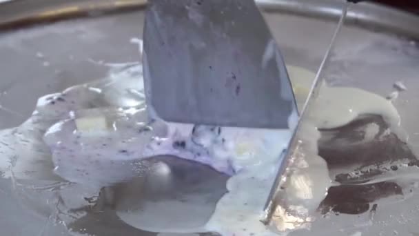 Slow Motion Making Thai Ice Cream — Stockvideo