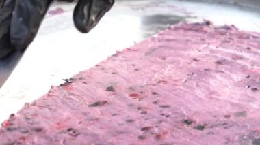 Slow Motion Berry dondurması.