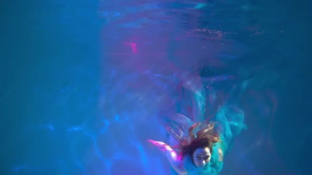 Slow Motion Young Girl Underwater Beautiful Dress — Wideo stockowe