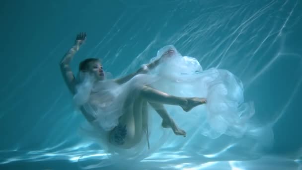 Slow Motion Girl Beautiful Dress Water — Stockvideo