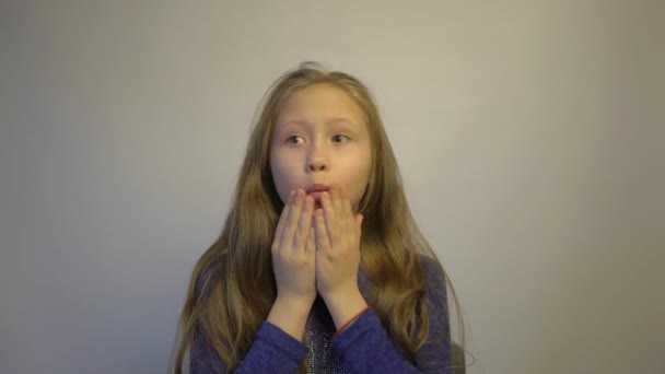 Child Beautiful Girl Wide Eyes Look Away Surprise — Video