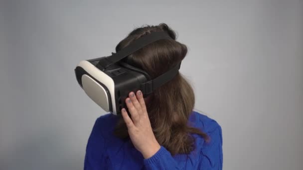 Smile Young Woman Wearing Using Virtual Reality Glasses Helmet Headset — Stockvideo