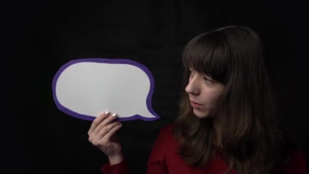 Little Girl Holding Empty Speech Bubble — Video Stock