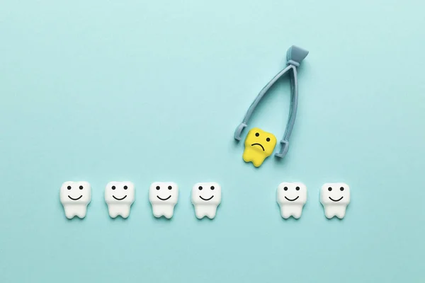 Wyrwanie Zęba Dziecka Chirurgia Zębów Dzieci Koncepcja — Zdjęcie stockowe