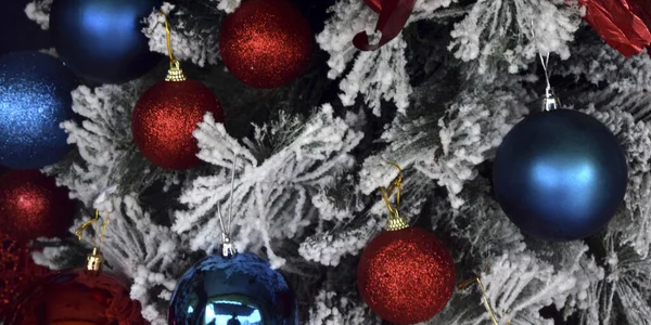 Achtergrond Met Kerst Ornamenten Van Rode Bogen Ballen Met Witte — Stockfoto