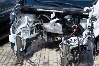 açık bir kaza araba.