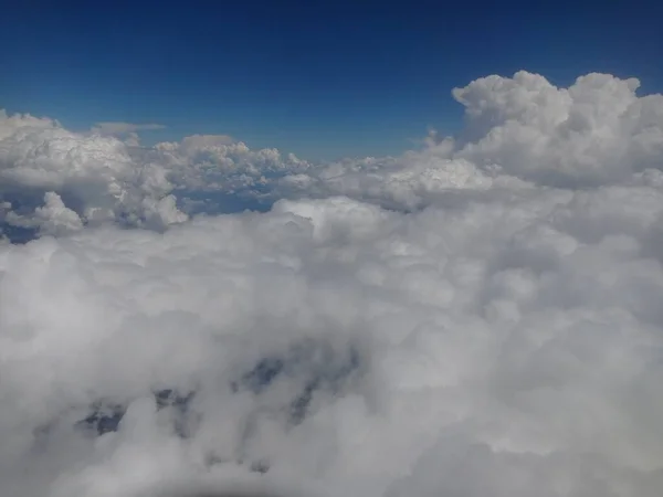 夏の雲景空撮 — ストック写真