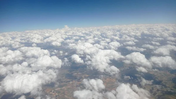 雲と空中風景 — ストック写真