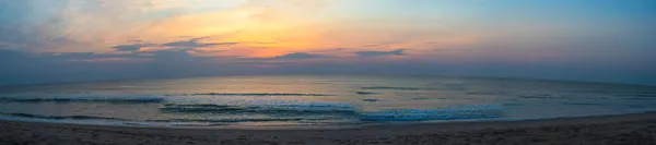 Μια Πανοραμική Φωτογραφία Της Olde Duck Παραλία Λαμβάνεται Την Αυγή — Φωτογραφία Αρχείου