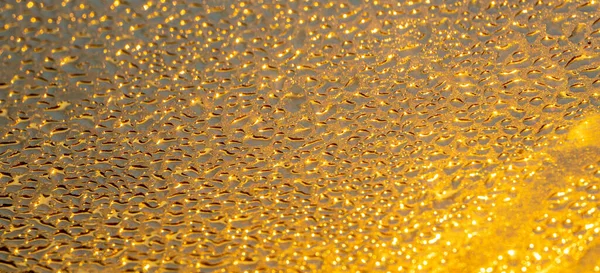 Water Drops Yellow Background — Stock Photo, Image
