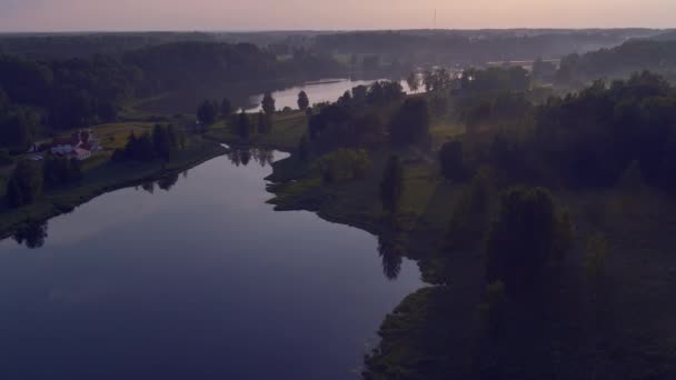 Όμορφη εναέρια λήψη της εσθονικής φύσης και του τοπίου. — Αρχείο Βίντεο