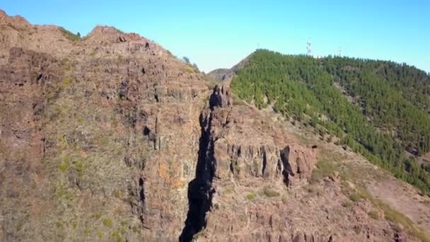 Η πιο κοντινή ματιά των βραχωδών οροσειρών στην Τενερίφη της Ισπανίας — Αρχείο Βίντεο