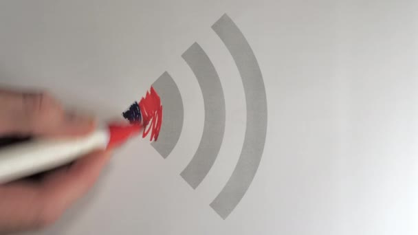 Blauer und roter Farbstift als Indikator für Wifi und 5G — Stockvideo