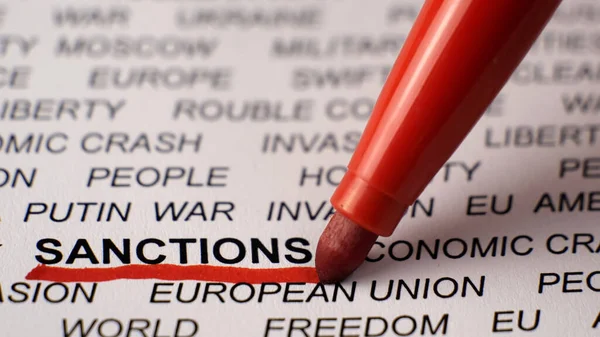 Batı, Ukrayna 'nın işgalinden sonra Rusya' ya ağır yaptırımlar uyguluyor.