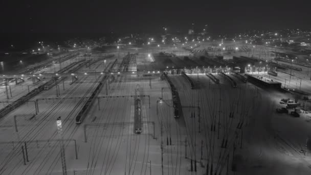 핀란드어 Helsinki Finland December 2021 Pasila Helsinki 눈덮인 기차역의 기차요 — 비디오