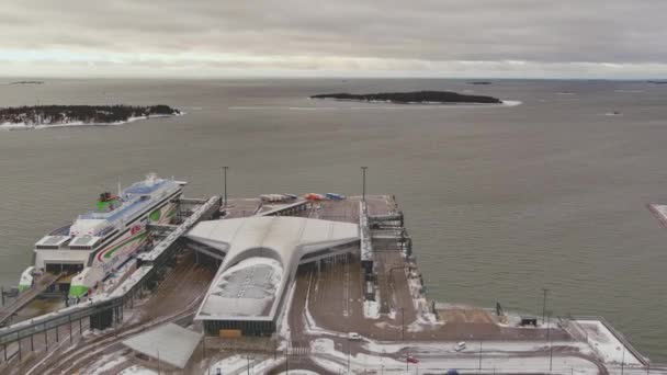 Helsínquia Finlândia Fevereiro 2022 Drone Shot West Terminal Helsinki Finland — Vídeo de Stock