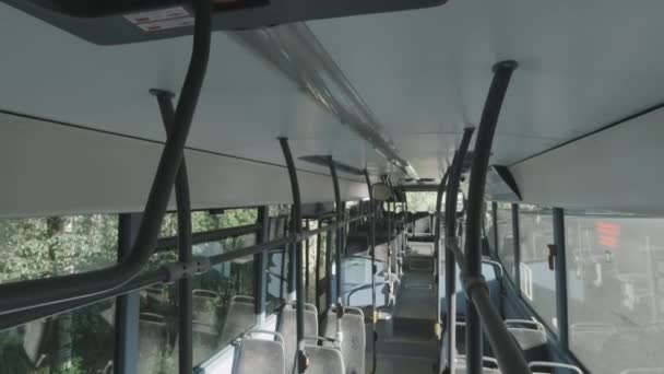 Assentos Vazios Ônibus Grande Cidade Helsinque Finlândia Sem Passageiros Dentro — Vídeo de Stock