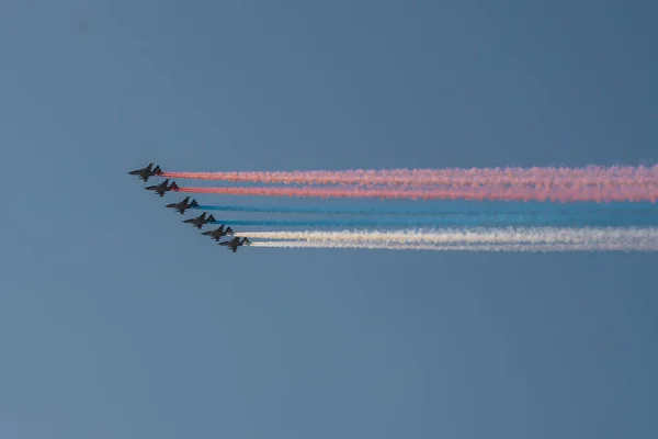 Rússia Julho 2020 Aeronaves Combate Durante Desfile Marinha Sobrevoam Kronstadt — Fotografia de Stock