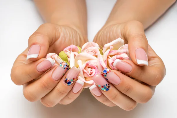 Bruiloft Franse Witte Manicure Met Glitters Confetti Lange Vierkante Nagels — Stockfoto