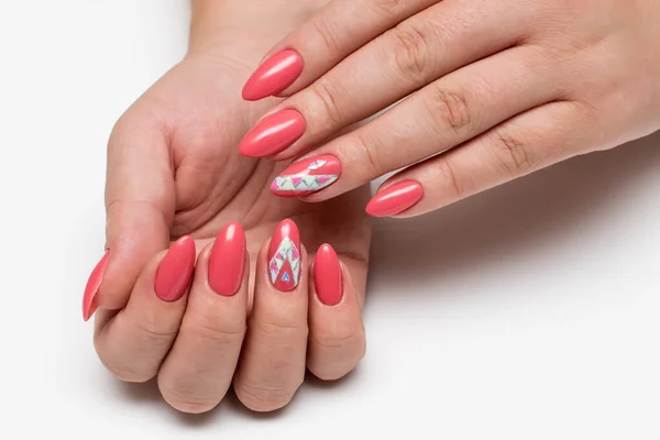 Koraal Roze Oranje Manicure Met Kristallen Een Ruit Geschilderd Lange — Stockfoto