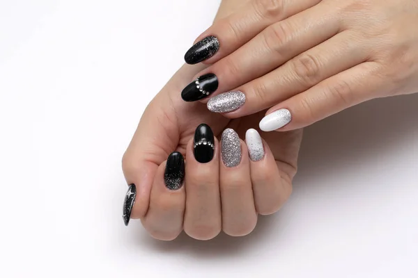 Manicura Negra Blanca Plateada Con Cristales Estrellas Pintadas Luna Sobre — Foto de Stock