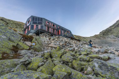 Rysy 'nin altındaki kulübe, High Tatras