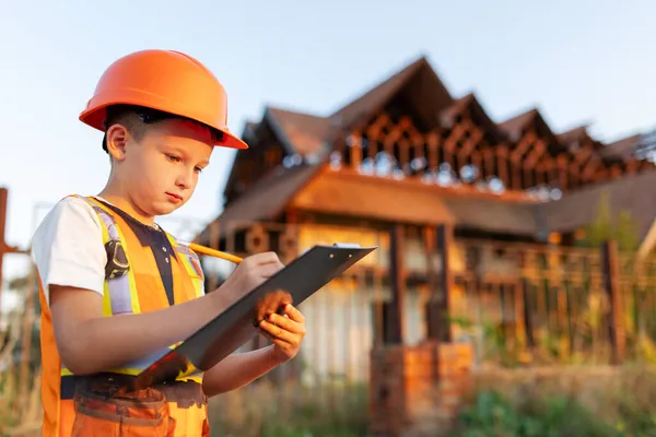 Child Suit Engineer Checking Inspecting Building House Restoration Reconstruction Demolition — Stock Photo, Image