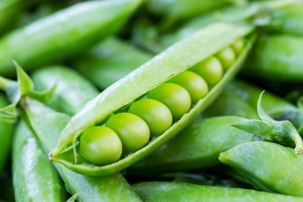 Zöld Borsó Közelről Friss Zöldborsó Borsóhéj Egészséges Vegetáriánus Ételek Természetes — Stock Fotó