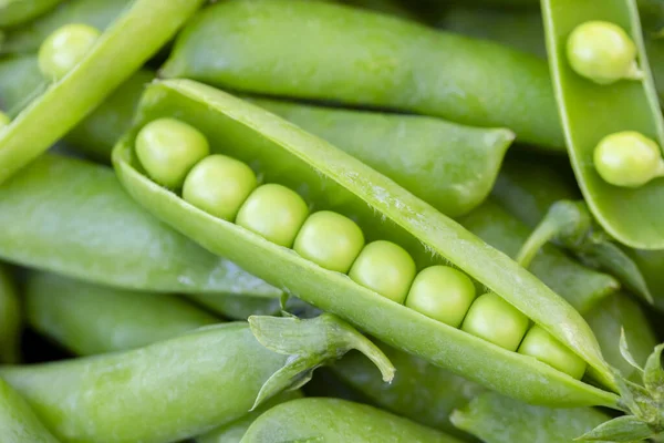 Piselli Verdi Primo Piano Piselli Freschi Verdi Baccelli Piselli Cibo — Foto Stock