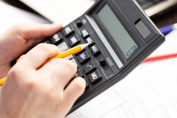 Woman Managing Household Family Expenses Using Calculator Calculating Household Finances — Stock Photo, Image
