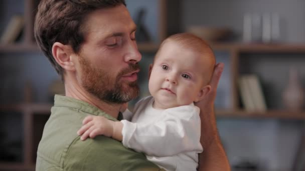 Close Portrait Father Baby His Arms Dad Loves His Little — Wideo stockowe