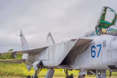 Rus birlikleri uçakla geldi. Rusya askeri teçhizatı