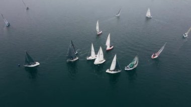 Hava görüntüsü. Slow Motion yarış teknelerinin videosu