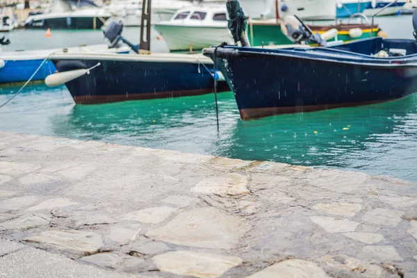 Calentamiento global aumento del nivel del océano en frente al mar en Europa —  Fotos de Stock