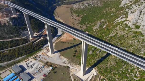 Aerial shot of the fully finished Moracica bridge in Montenegro — Stock Video