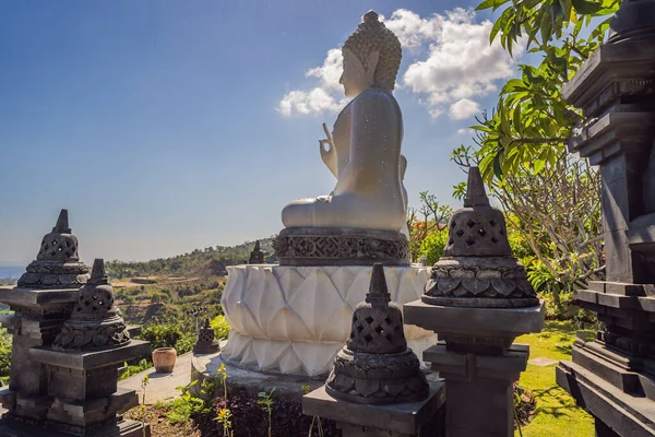 Tempio buddista Brahma Vihara Arama Banjar Bali, Indonesia — Foto Stock