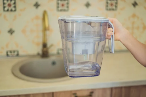 Jug Water Filter Hand Kitchen — Stock Photo, Image