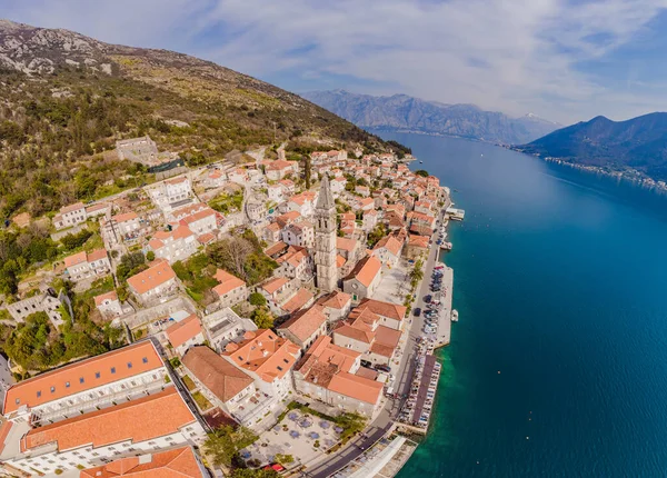 Escénica Vista Panorámica Histórica Ciudad Perast Famosa Bahía Kotor Con —  Fotos de Stock