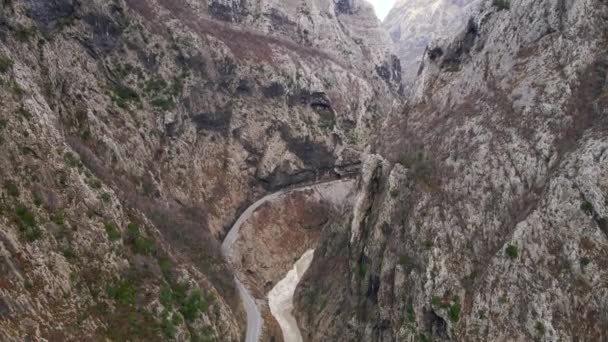 Aerial Video Slow Motion Moraca River Canyon Winter Montenegro — Stockvideo