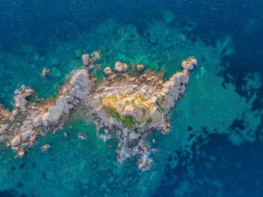 Sveta Nedelja, Karadağ 'ın Budva belediyesinde, Adriyatik Denizi' nde bir ada. Karadağ 'ın Petrovac na Moru kentinin karşısında yer alıyor. Üzerinde küçük bir kilise var..